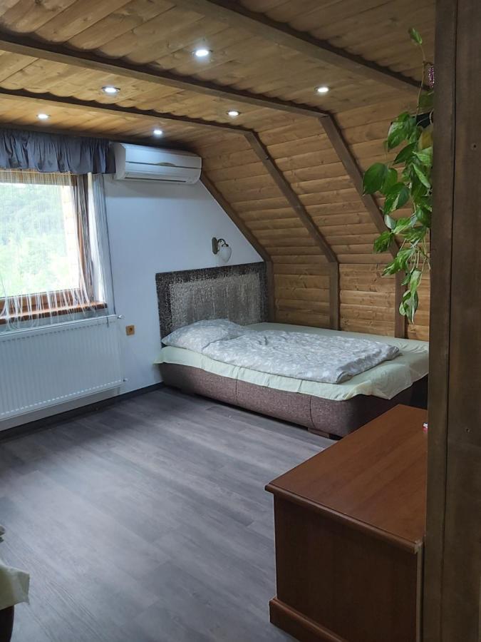 Kovacsszenaja Vendeghaz Βίλα Εξωτερικό φωτογραφία